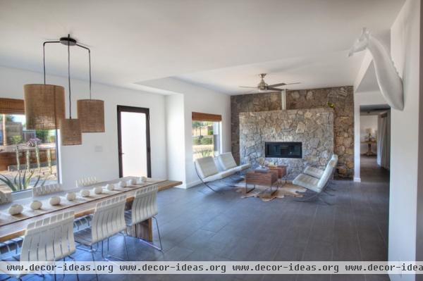 Black House (Steinman Renovation) - modern - living room - phoenix