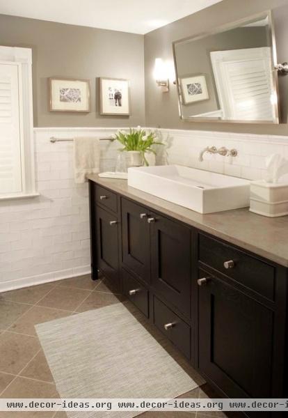 Harding Township Farmhouse - traditional - bathroom - new york