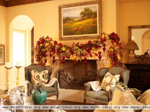 Christmas Interior - traditional - family room - houston