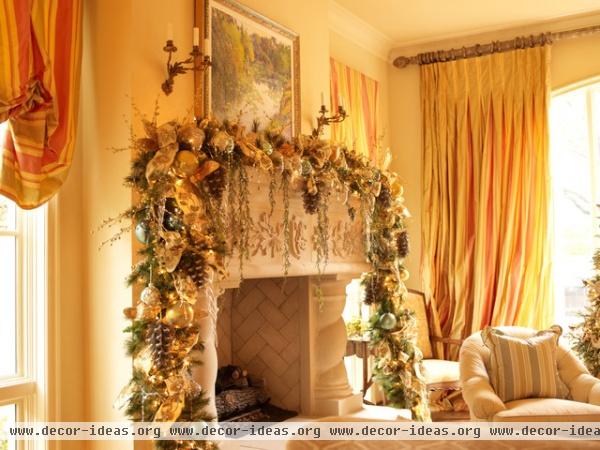 Christmas Interior - traditional - living room - houston