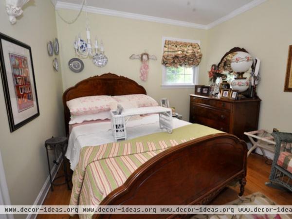 Country Bedrooms  Judi Ackerman : Designer Portfolio