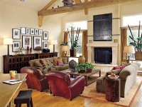 Spacious Family Room