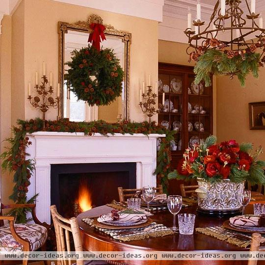 Decorating: Holiday Mantels