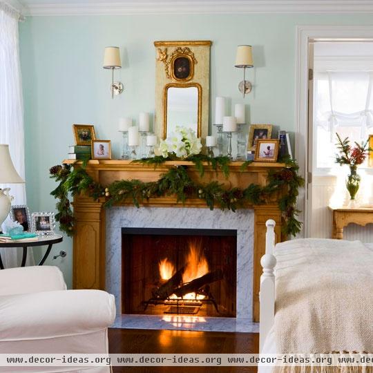 Decorating: Holiday Mantels