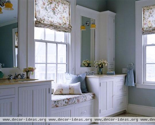 Decorating: Bath Vanities