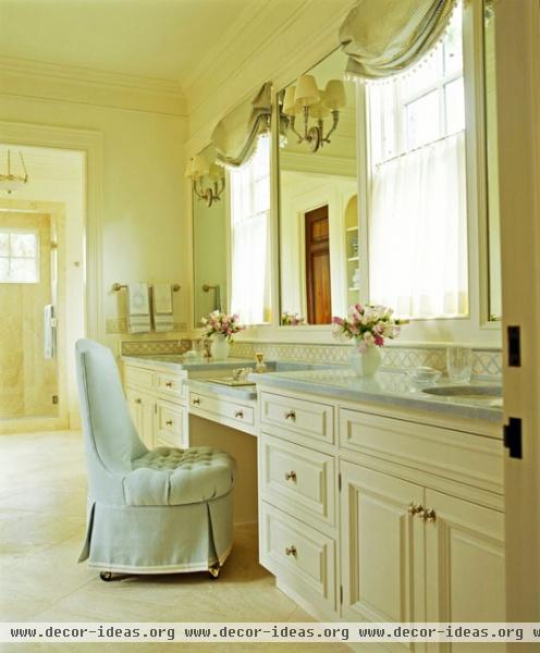 Decorating: Bath Vanities