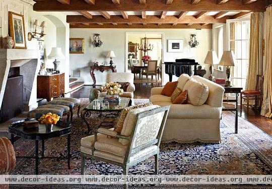 JoBeth Williams' Spanish-Style Home