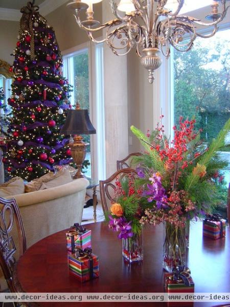 Holiday - traditional - dining room - austin