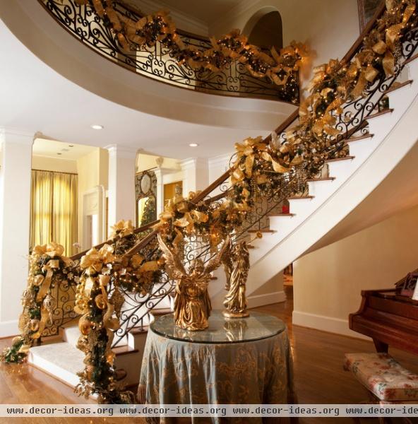 Christmas Interior - traditional - staircase - houston