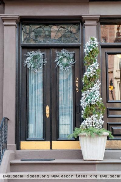 Christmas Holiday Decor - traditional - entry - boston