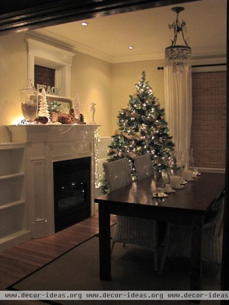cozy holiday dining room - traditional - dining room - toronto