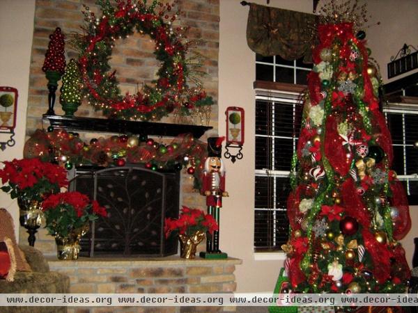 Christmas Family Room - traditional - family room - dc metro