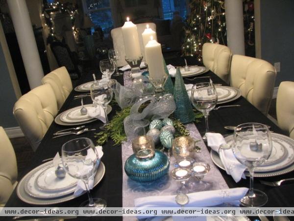 Christmas/Holiday Decorating - eclectic - dining room - toronto