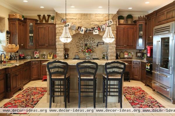 Holiday Decor - traditional - kitchen - columbus