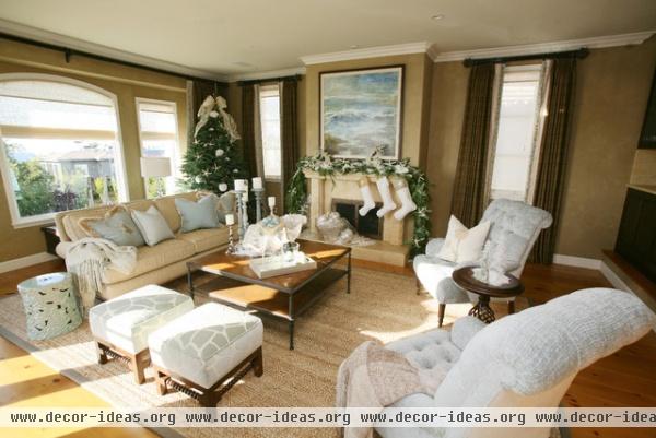 Hill Section Residence - traditional - living room - los angeles