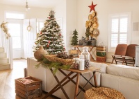 Holiday Decor - contemporary - family room - columbus