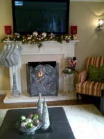 Family Room Christmas Decor - traditional - living room - toronto