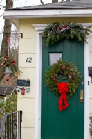 Rhinebeck, NY Winter Decor - traditional - entry - new york
