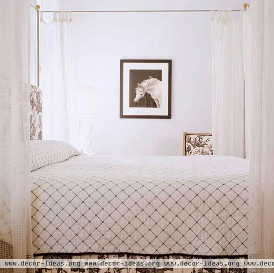 Bedroom Decorating Ideas: Totally Toile Bedroom Decorating Ideas: Totally Toile
