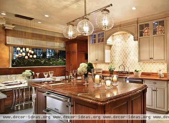 Welcoming, Intimate Showhouse Kitchen