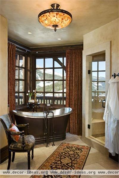 Relaxing Traditional Bathroom by Jerry Locati