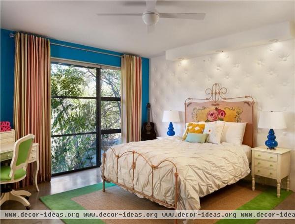 Dramatic Contemporary Kid's Room by Komal Sheth