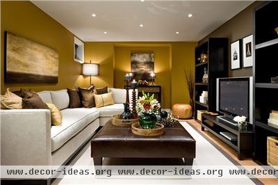 Cozy Transitional Family Room by Jane Lockhart Cozy Transitional Family Room by Jane Lockhart
