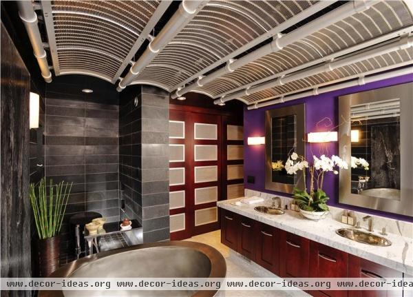 Dramatic Contemporary Bathroom by Dan & Lanny Danenberg
