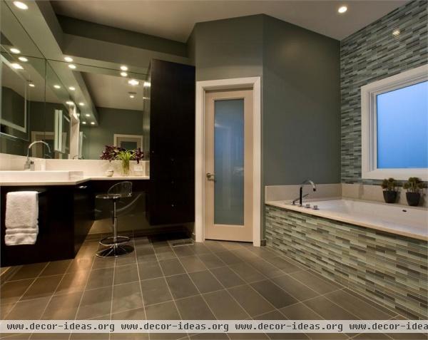 Dramatic Contemporary Bathroom by Michael Abrams Dramatic Contemporary Bathroom by Michael Abrams