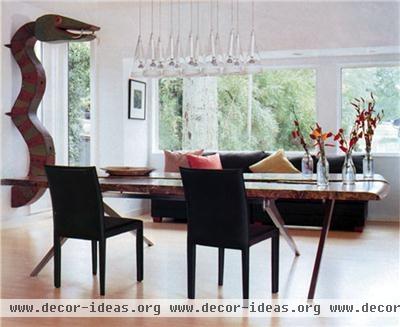 Elegant Contemporary Dining Room by Catarina Ferreira, AIA