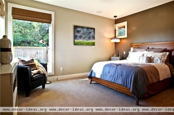 Sunny Contemporary Bedroom by nicole schmidt