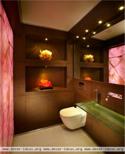 Private Contemporary Bathroom by Pepe Calderin