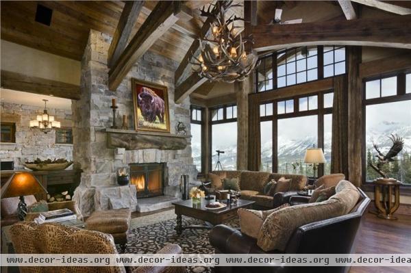 Open Country/Rustic Living Room by Jerry Locati