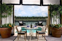 Open Transitional Outdoors by Leslie Thompson, ASID