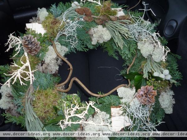 Christmas entry door decoration - contemporary - entry - other metro Christmas entry door decoration - contemporary - entry - other metro