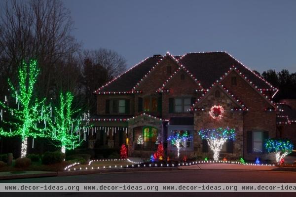 Outdoor Christmas Lights - traditional - exterior - other metro