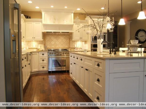 Unruh - traditional - kitchen - portland