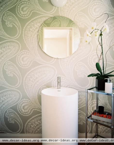 Minimalist Modern Bathroom Minimalist Modern Bathroom