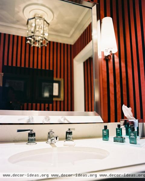 Contemporary Traditional Bathroom Contemporary Traditional Bathroom