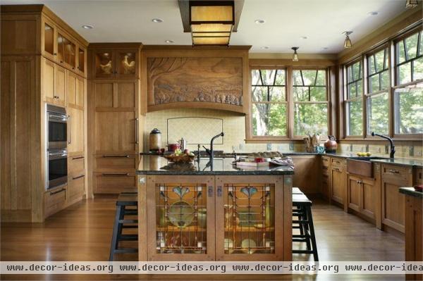 Classic Traditional Kitchen by Holly Rickert