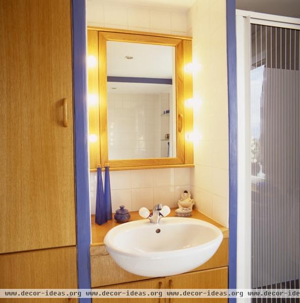 Contemporary Bathroom Contemporary Bathroom