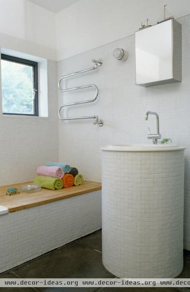 Contemporary Bathroom Contemporary Bathroom