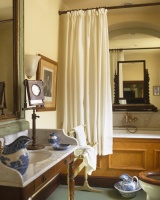 Traditional Bathroom