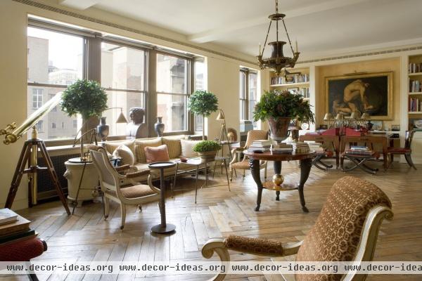 Traditional Living Room