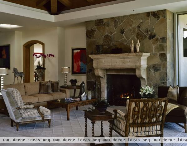 Traditional Living Room