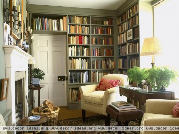 Traditional Living Room