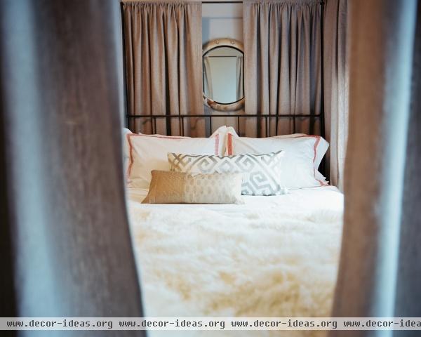 Traditional Bedroom Traditional Bedroom