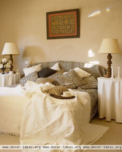 Contemporary Bedroom Contemporary Bedroom