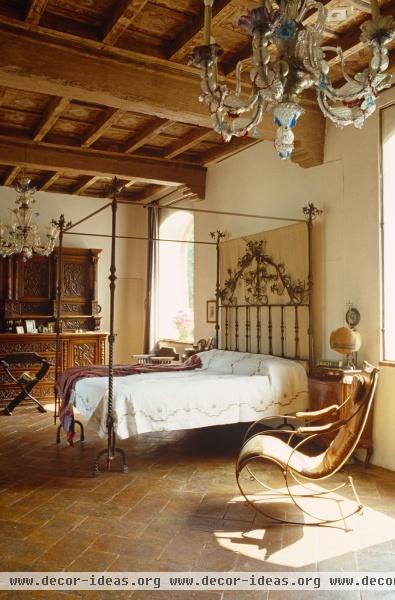 Traditional Bedroom Traditional Bedroom