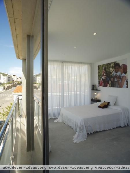 Contemporary Bedroom Contemporary Bedroom